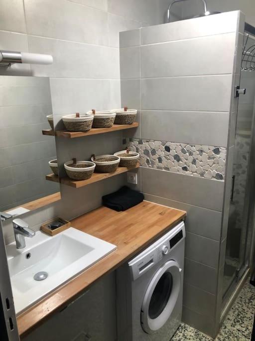 Appartement Vue Mer Au Lavandou Le Lavandou Eksteriør billede